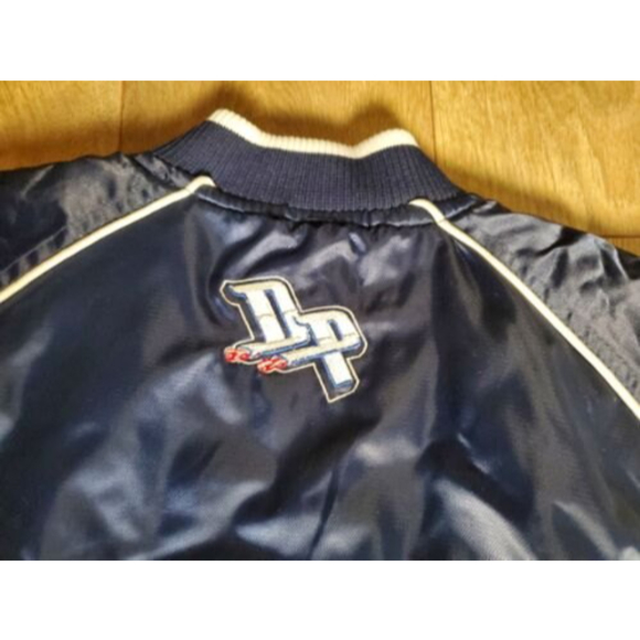 🔥Vintage Nike Team NBA Jacket Detroit Pistons Red Kids 5 Throwback 🔥 - Picture 6 of 7